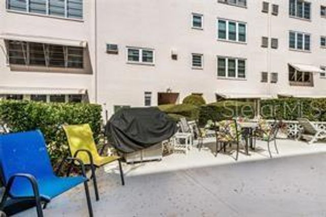 5603 80TH STREET N 512, St Petersburg, FL 33701