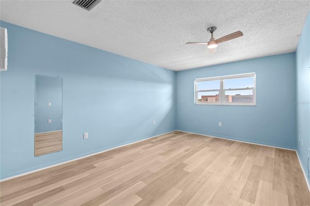 5603 80TH STREET N 512, St Petersburg, FL 33701