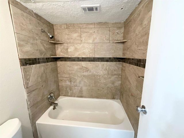 1515 Sandy Springs Road 1808, Houston, TX 77042