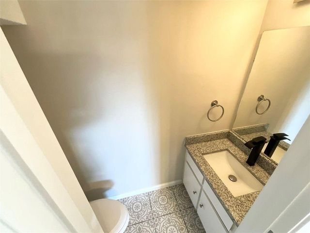 1515 Sandy Springs Road 1808, Houston, TX 77042