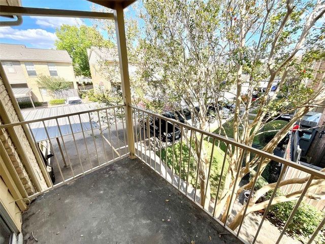 1515 Sandy Springs Road 1808, Houston, TX 77042