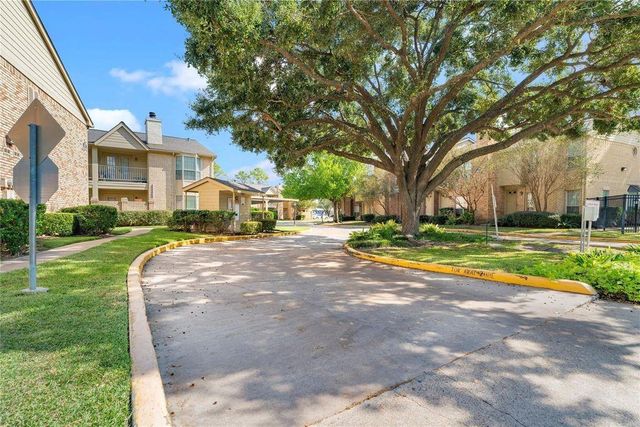 1515 Sandy Springs Road 1808, Houston, TX 77042