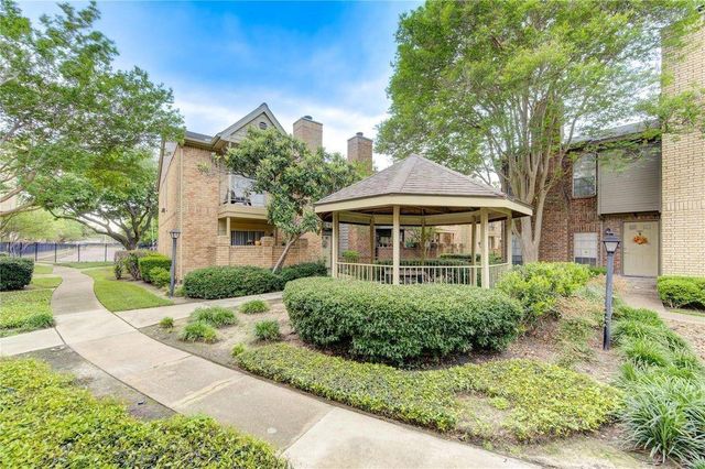 1515 Sandy Springs Road 1808, Houston, TX 77042