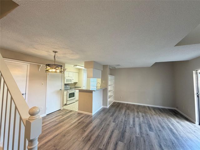 1515 Sandy Springs Road 1808, Houston, TX 77042