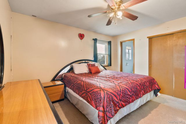 43 Nimitz Avenue, Brentwood, NY 11717