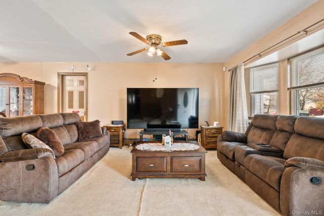 43 Nimitz Avenue, Brentwood, NY 11717