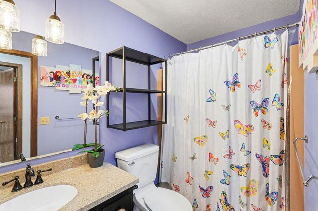 31660 N Lakes Trail, Lindstrom, MN 55045