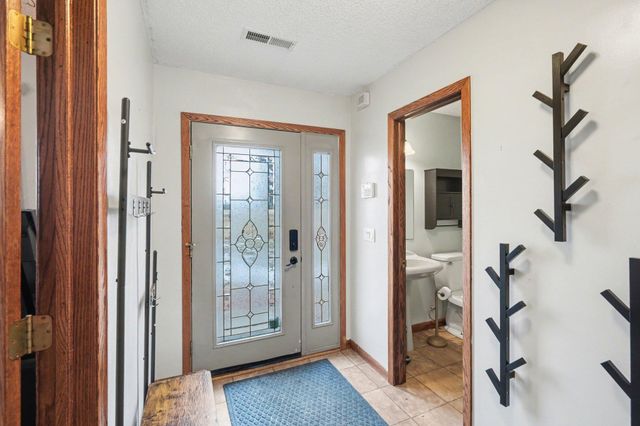 31660 N Lakes Trail, Lindstrom, MN 55045