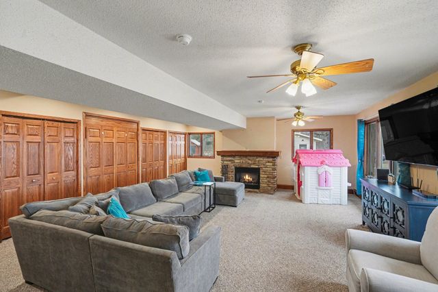 31660 N Lakes Trail, Lindstrom, MN 55045