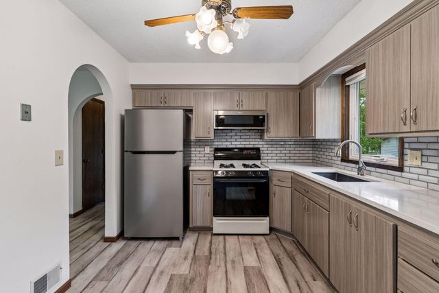 7360 Pinetree Lane NE, Fridley, MN 55432