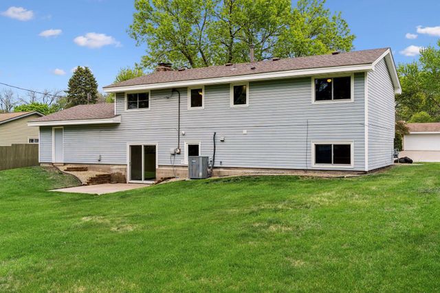 7360 Pinetree Lane NE, Fridley, MN 55432