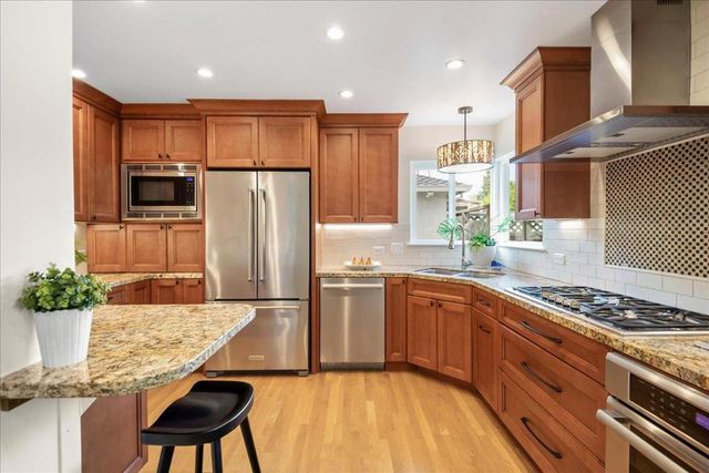 2112 Harmil Way, San Jose, CA 95125