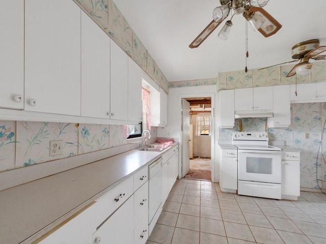 1076 Madrid Road, Rockledge, FL 32955