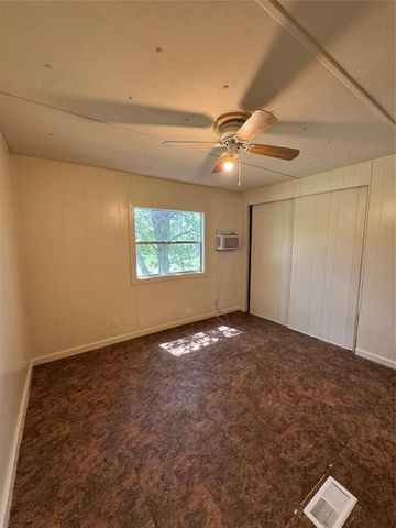 2010 Spring Court A, Azle, TX 76020