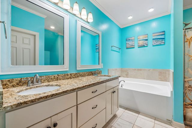 592 Twin Oak Dr, Murfreesboro, TN 37130