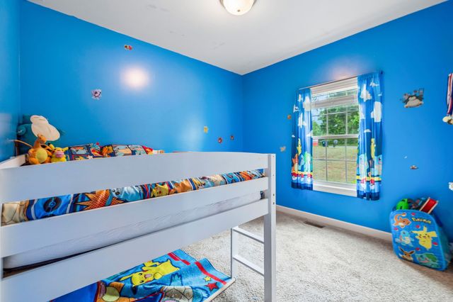592 Twin Oak Dr, Murfreesboro, TN 37130