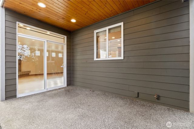 16308 Simonds Road NE, Kenmore, WA 98028