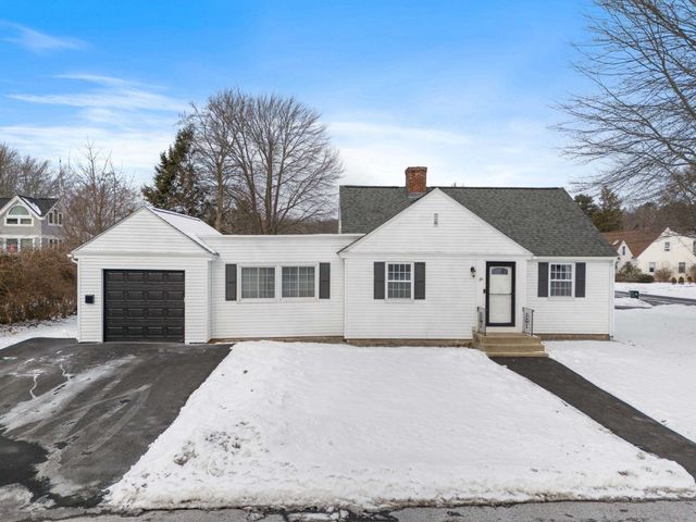 276 Salmon Street, Manchester, NH 03104