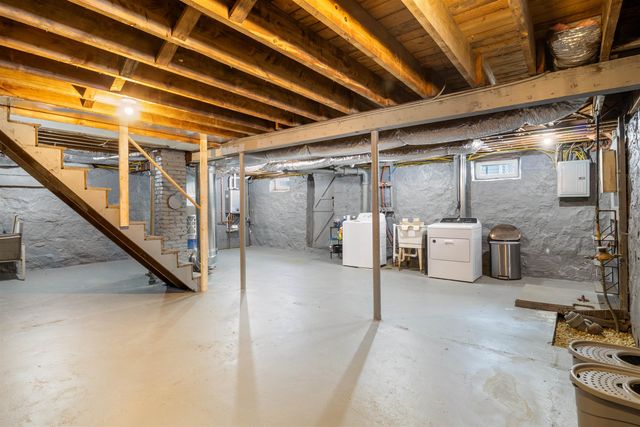 276 Salmon Street, Manchester, NH 03104