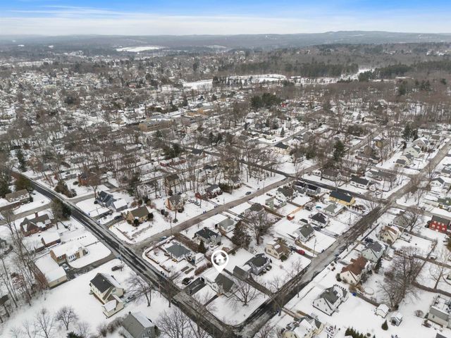 276 Salmon Street, Manchester, NH 03104