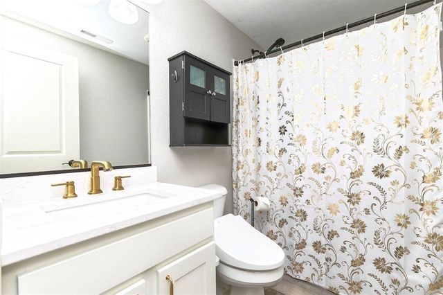 5119 NE Jan Rose Parkway, Ankeny, IA 50021
