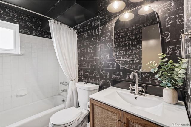 1890 S Monaco Parkway, Denver, CO 80224