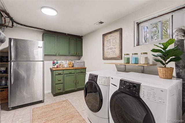 1890 S Monaco Parkway, Denver, CO 80224