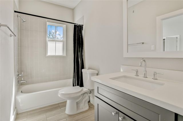 2413 Chapman Street, Houston, TX 77009