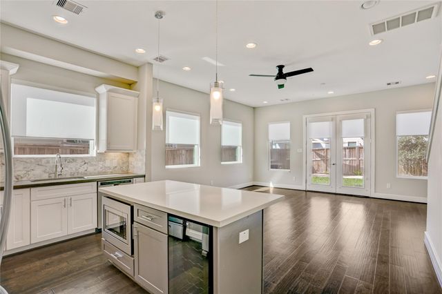 2413 Chapman Street, Houston, TX 77009