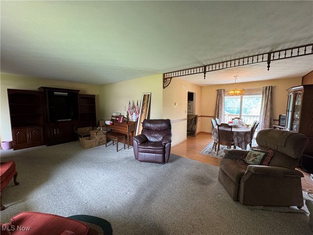 9 James Court, Parkersburg, WV 26105