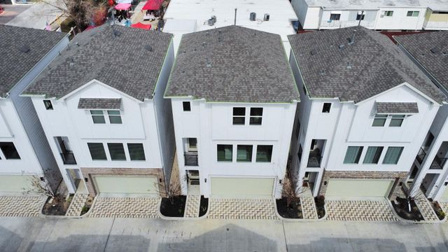 8320 Brecha Lane, Houston, TX 77055