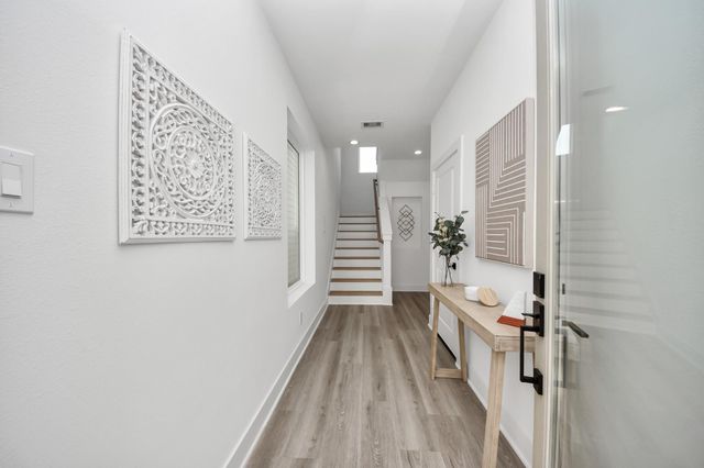 8320 Brecha Lane, Houston, TX 77055