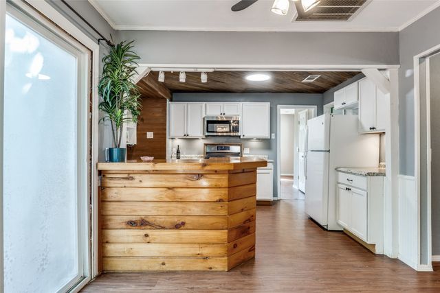 721 Wa Denton Drive, Van Alstyne, TX 75495