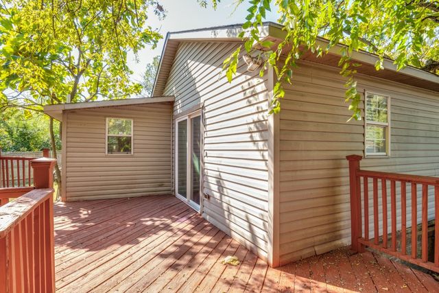 721 Wa Denton Drive, Van Alstyne, TX 75495