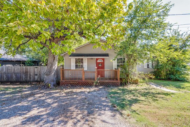 721 Wa Denton Drive, Van Alstyne, TX 75495