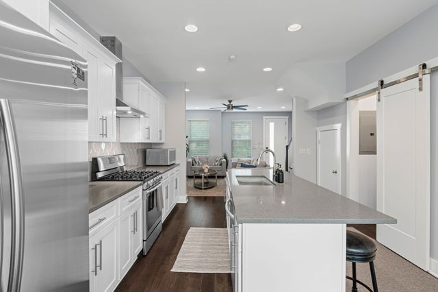 702 Tral St, Nashville, TN 37208