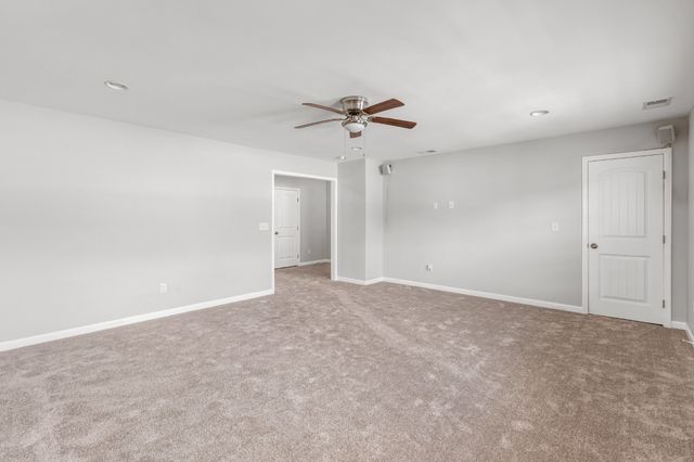 1605 Villa Cir, Lebanon, TN 37090