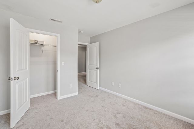 1605 Villa Cir, Lebanon, TN 37090