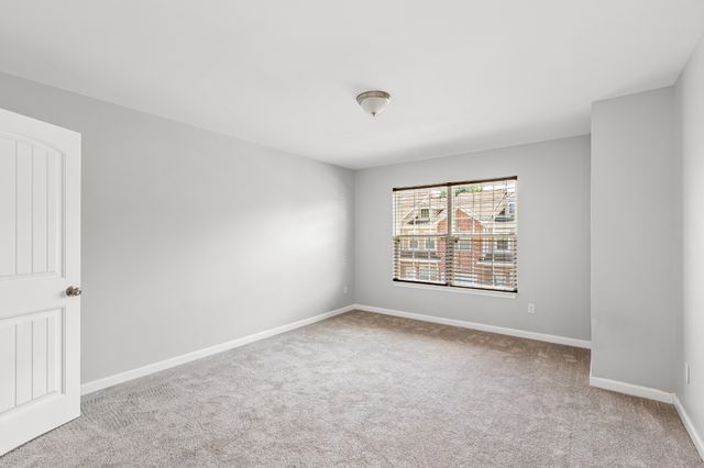 1605 Villa Cir, Lebanon, TN 37090
