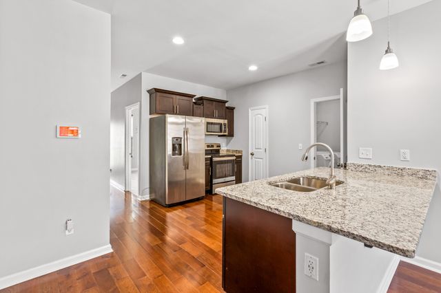 1605 Villa Cir, Lebanon, TN 37090