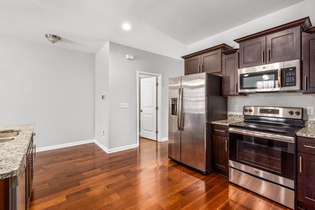 1605 Villa Cir, Lebanon, TN 37090