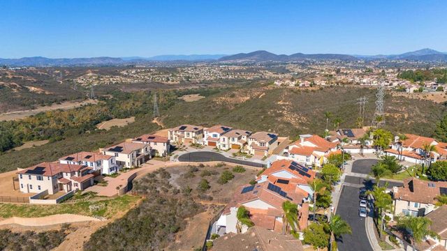 11319 Caminito Rodar, San Diego, CA 92126