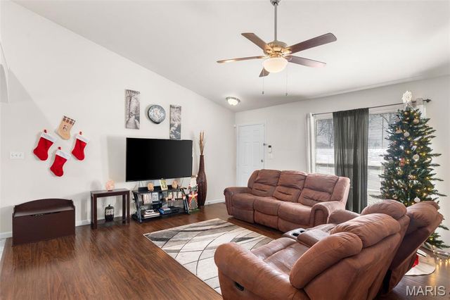 323 Park Hill Drive, Union, MO 63084