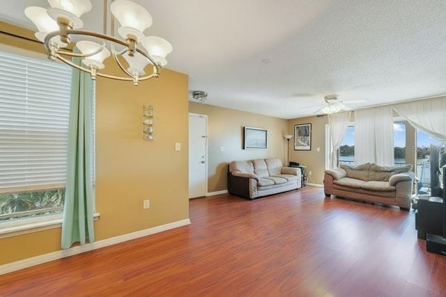 512 ORANGE DRIVE 33, Altamonte Springs, FL 32701