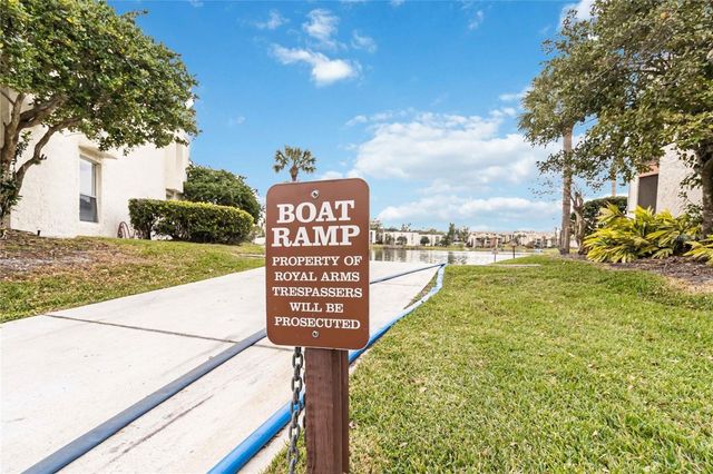 512 ORANGE DRIVE 33, Altamonte Springs, FL 32701