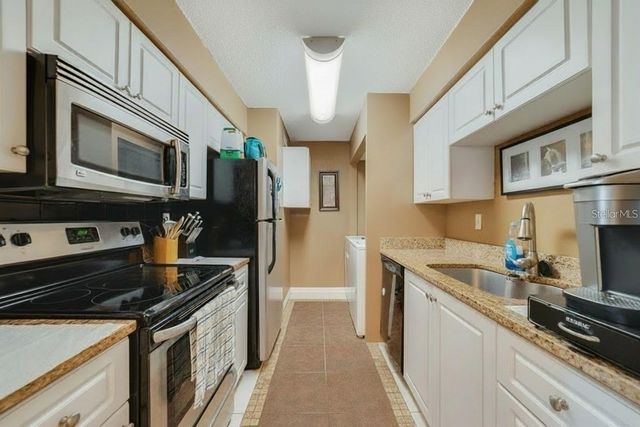 512 ORANGE DRIVE 33, Altamonte Springs, FL 32701