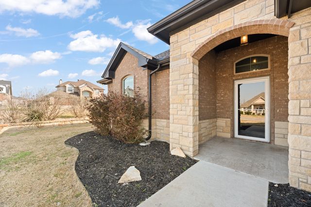 1601 Summercrest Drive, Cleburne, TX 76033