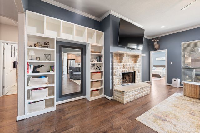 1601 Summercrest Drive, Cleburne, TX 76033