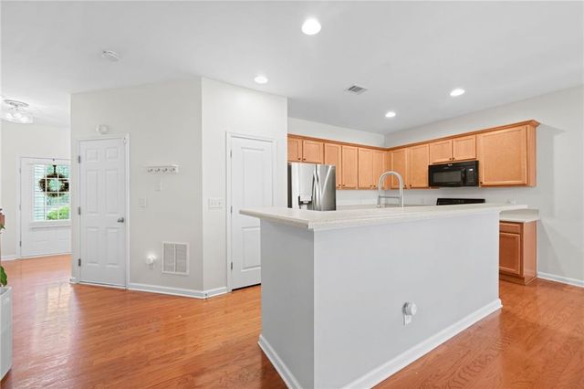 5669 Cobblestone Creek Place 12, Mableton, GA 30126