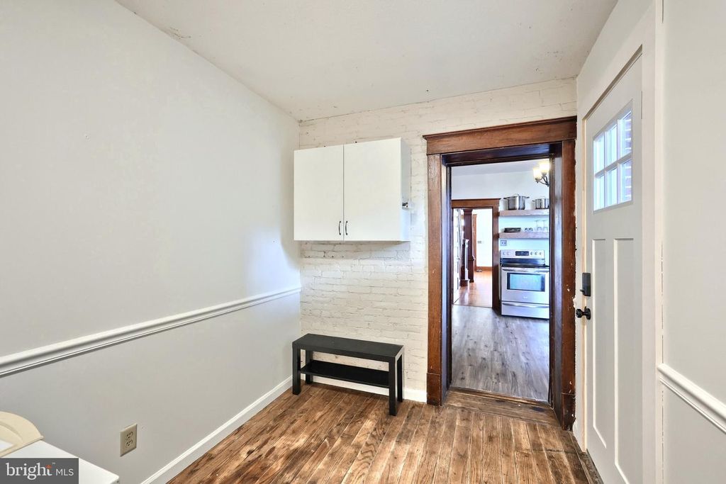 Image 24 of property listing at 749 W BROADWAY, Red Lion, PA 17356
